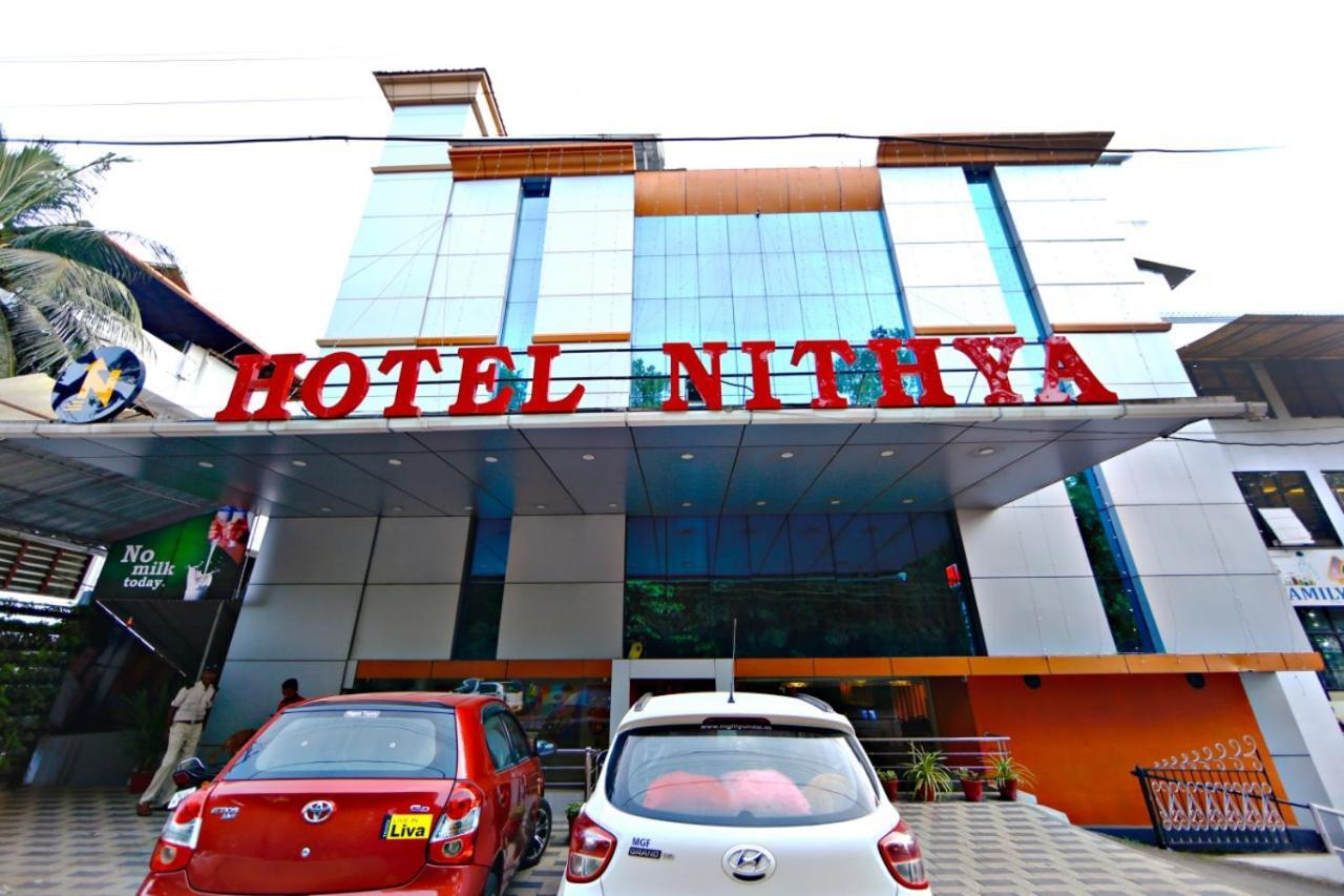 Hotel Nithya Kottayam Exteriör bild